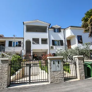 Apartment Apartman Mila, Poreč